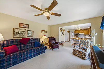 410 S Claremont Rd, Saukville, WI 53080 - Photo 19