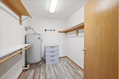 1938  Parknoll Ln, Port Washington, WI 53074 - Photo 13