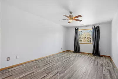 1938  Parknoll Ln, Port Washington, WI 53074 - Photo 11