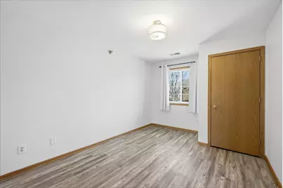 1938  Parknoll Ln, Port Washington, WI 53074 - Photo 15