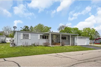 1488  Greenfield Ave, Lyons, WI 53105 - Photo 3