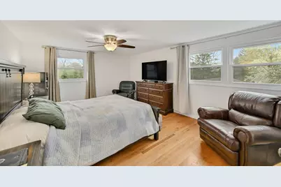 2500 W Hemlock Rd, Glendale, WI 53209 - Photo 23