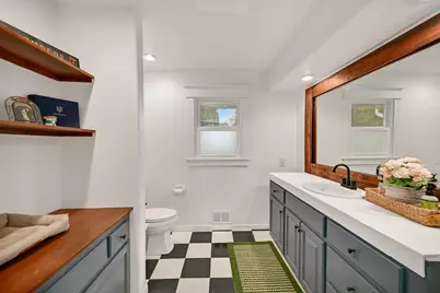 2500 W Hemlock Rd, Glendale, WI 53209 - Photo 15