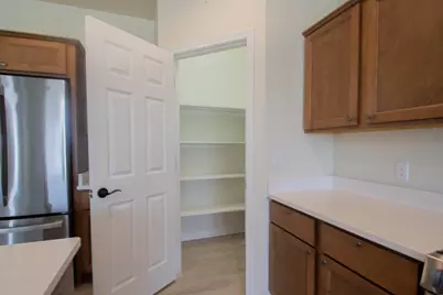 613  Hunter Oaks Blvd, Watertown, WI 53094 - Photo 11