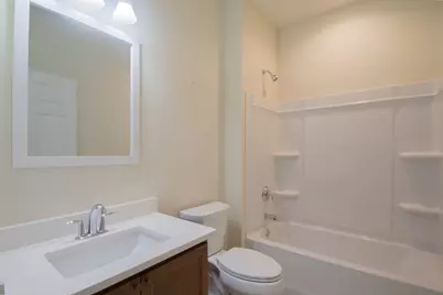 613  Hunter Oaks Blvd, Watertown, WI 53094 - Photo 27