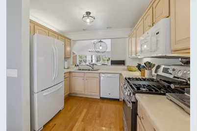 114  Point Elkhart Dr, Elkhart Lake, WI 53020 - Photo 5