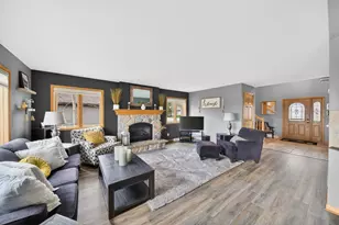 1831 Mapletree Rd, Howards Grove, WI 53083 - Photo 5