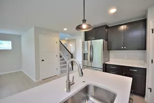 620 5 Mile Rd, Racine, WI 53402 - Photo 9