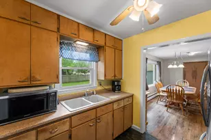 251 S Main St, Dousman, WI 53118 - Photo 9