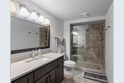 16478 W Melody Ct, New Berlin, WI 53151 - Photo 21