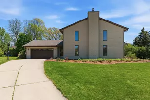 16478 W Melody Ct, New Berlin, WI 53151 - Photo 35