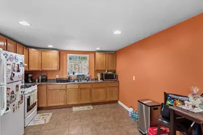 816  Maple St, Twin Lakes, WI 53181 - Photo 3