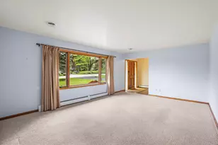N3W27282 Arrowhead Trail, Pewaukee, WI 53188 - Photo 3