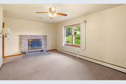 N3W27282  Arrowhead Trl, Pewaukee, WI 53188 - Photo 5