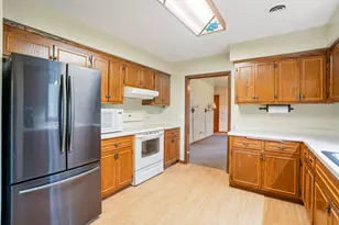 N3W27282 Arrowhead Trail, Pewaukee, WI 53188 - Photo 15