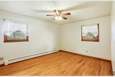 N3W27282  Arrowhead Trl, Pewaukee, WI 53188 - Photo 7