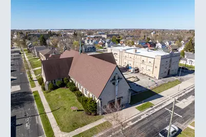 712 S 24th St, Manitowoc, WI 54220 - Photo 1