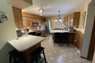 1708 Howlett Ln, Waukesha, WI 53186 - Photo 17