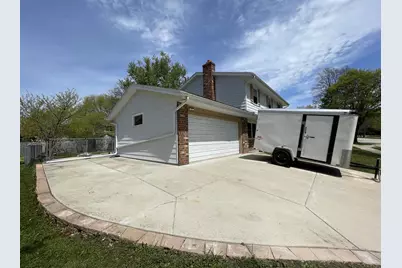 1708  Howlett Ln, Waukesha, WI 53186 - Photo 41