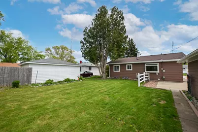 8604  20th Ave, Kenosha, WI 53143 - Photo 35