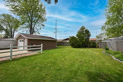 8604  20th Ave, Kenosha, WI 53143 - Photo 29