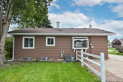 8604  20th Ave, Kenosha, WI 53143 - Photo 39