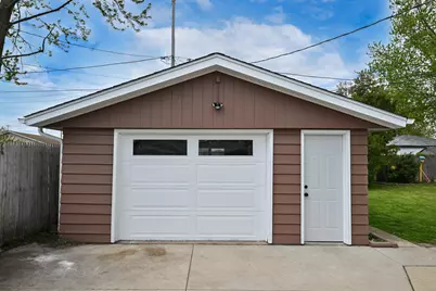 8604  20th Ave, Kenosha, WI 53143 - Photo 31