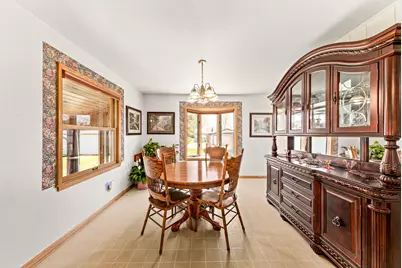 5525 W Leroy Ave, Milwaukee, WI 53220 - Photo 13