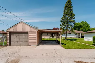 5525 W Leroy Ave, Milwaukee, WI 53220 - Photo 35