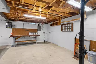 3903 Madeline Ln, Manitowoc, WI 54220 - Photo 29