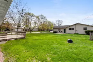 3903 Madeline Ln, Manitowoc, WI 54220 - Photo 7