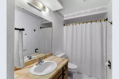 3903  Madeline Ln, Manitowoc, WI 54220 - Photo 19