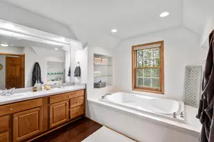 W72N509 Cider Mill Ct, Cedarburg, WI 53012 - Photo 23