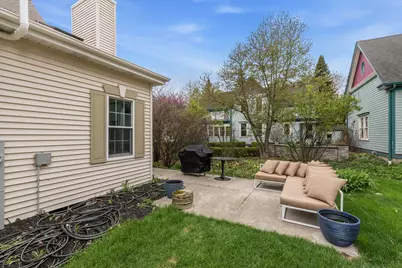W72N509  Cider Mill Ct, Cedarburg, WI 53012 - Photo 37