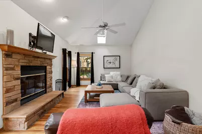 W72N509  Cider Mill Ct, Cedarburg, WI 53012 - Photo 15