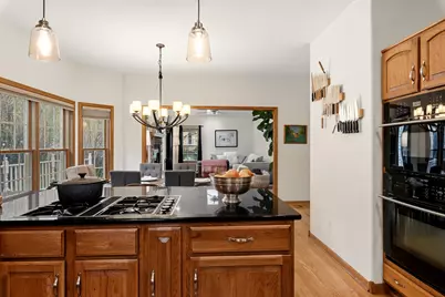 W72N509  Cider Mill Ct, Cedarburg, WI 53012 - Photo 9