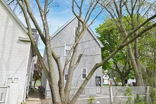 1901 N 32nd St, Milwaukee, WI 53208 - Photo 31