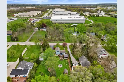 520 W Oakwood Rd, Oak Creek, WI 53154 - Photo 7