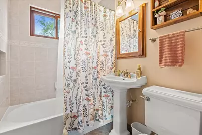 520 W Oakwood Rd, Oak Creek, WI 53154 - Photo 25