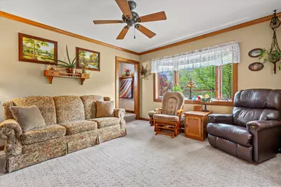 520 W Oakwood Rd, Oak Creek, WI 53154 - Photo 15
