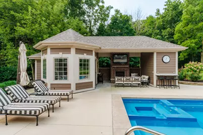 W210N5415  Carters Crossing Cir, Menomonee Falls, WI 53051 - Photo 57