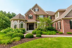 W210N5415 Carters Crossing Cir, Menomonee Falls, WI 53051 - Photo 73