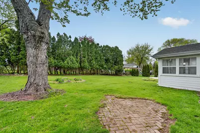 12613 N Jonquil Ct, Mequon, WI 53092 - Photo 27