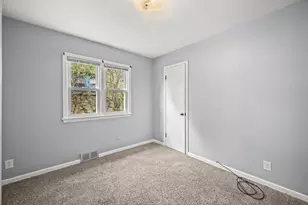 5359 N 33rd St, Milwaukee, WI 53209 - Photo 7