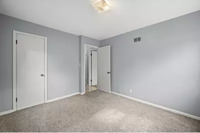 5359 N 33rd St, Milwaukee, WI 53209 - Photo 11