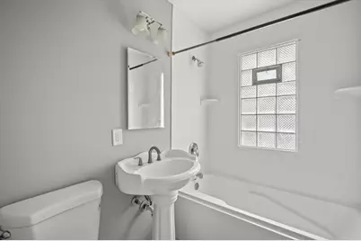 5359 N 33rd St, Milwaukee, WI 53209 - Photo 9