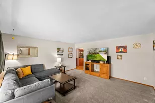 530 Oak Terrace, Slinger, WI 53086 - Photo 7