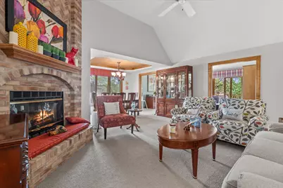 625 S Stonehedge Dr #A, Brookfield, WI 53045 - Photo 19