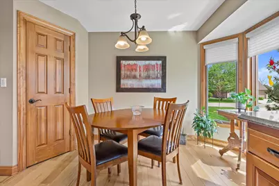 625 S Stonehedge Dr #A, Brookfield, WI 53045 - Photo 9