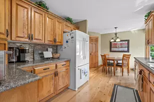 625 S Stonehedge Dr, Brookfield, WI 53045 - Photo 13